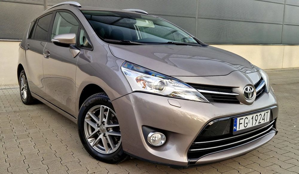 Toyota Verso 1.8 VALVEMATIC 147 KM 7-Osobowa Kamera Alu Piekna SERWIS!