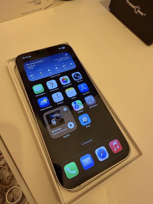 Apple iPhone 14 Plus 128GB Roxo