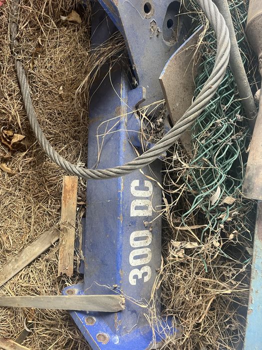 Pług 4 skibowy Ransomes 2+1+1