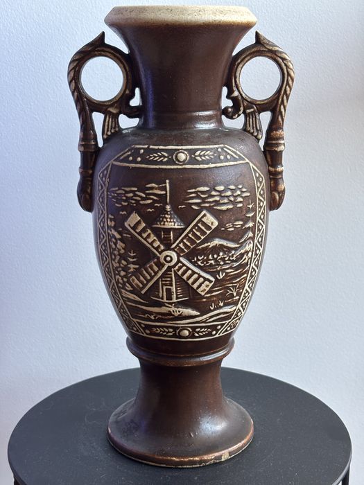 Wazon ceramiczny brązowy rzeźbiony brązowy Vintage