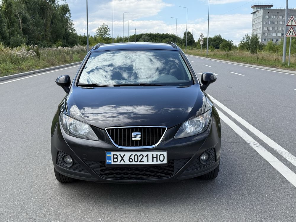 Seat ibiza 2011р