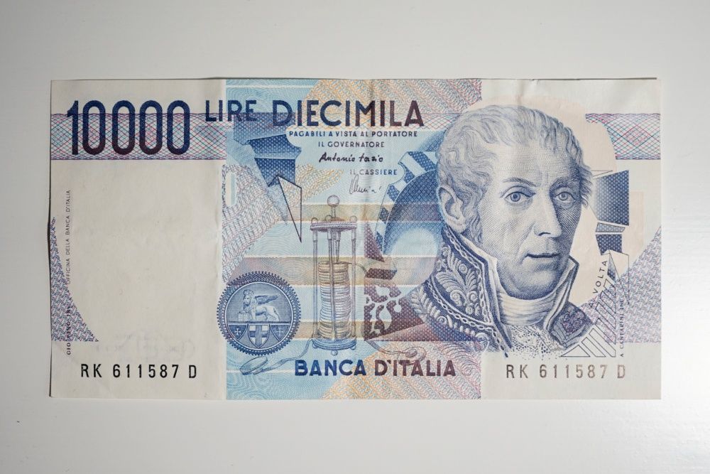 Nota de 10.000 Liras de Itália