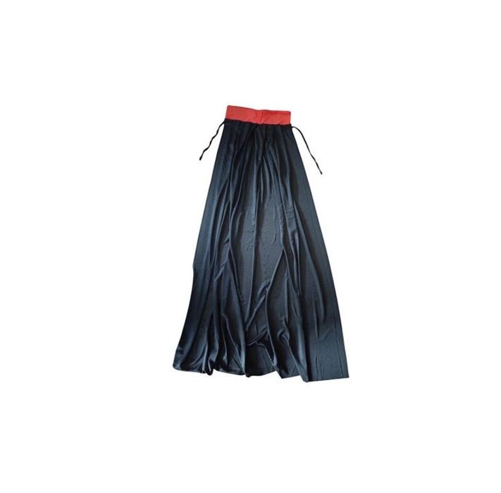 Хелоуин Накидка черная с красным воротничком на рост 140см!