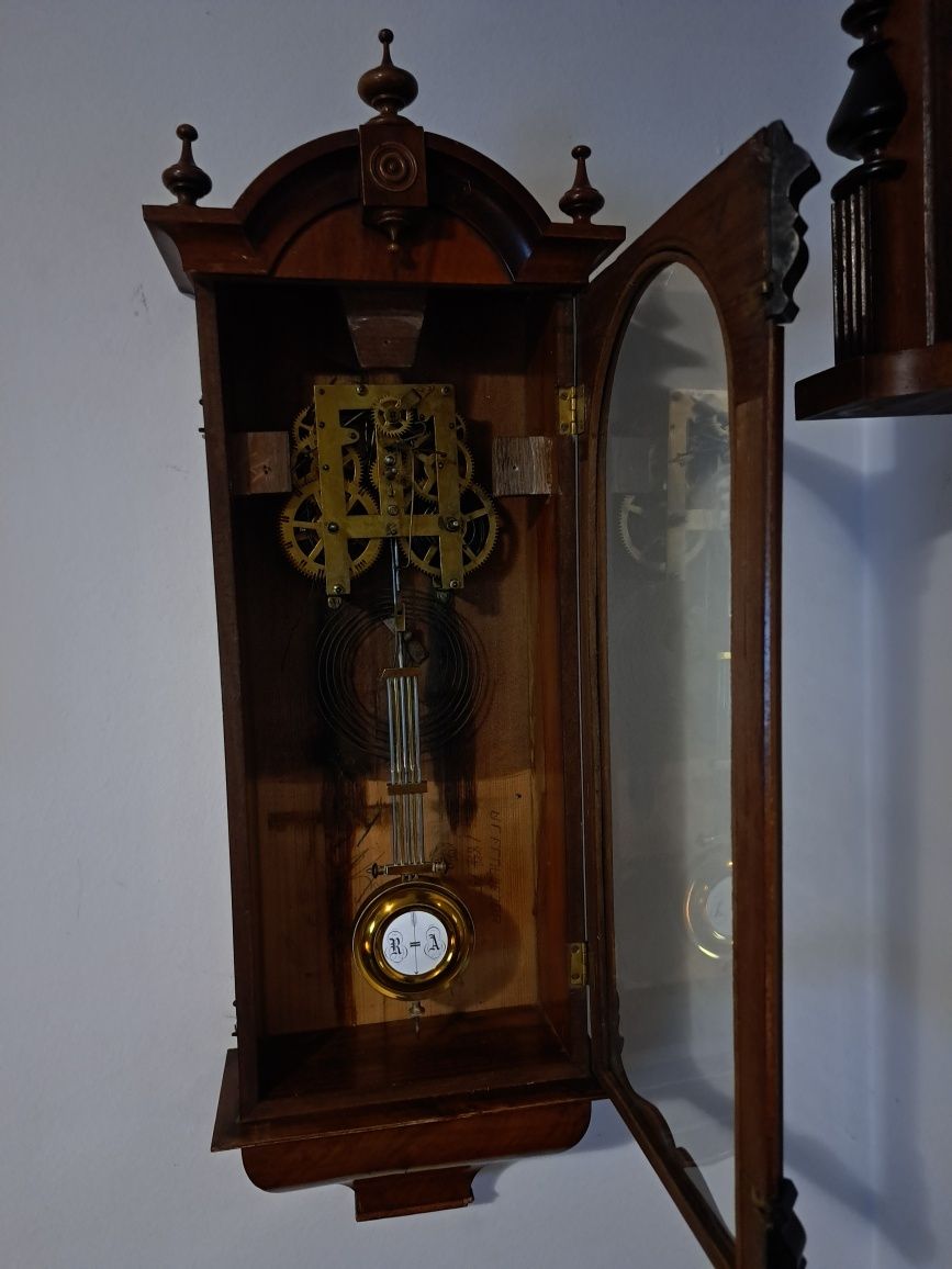 Zegar wiszący w stylu Amerykanskiego Octagona