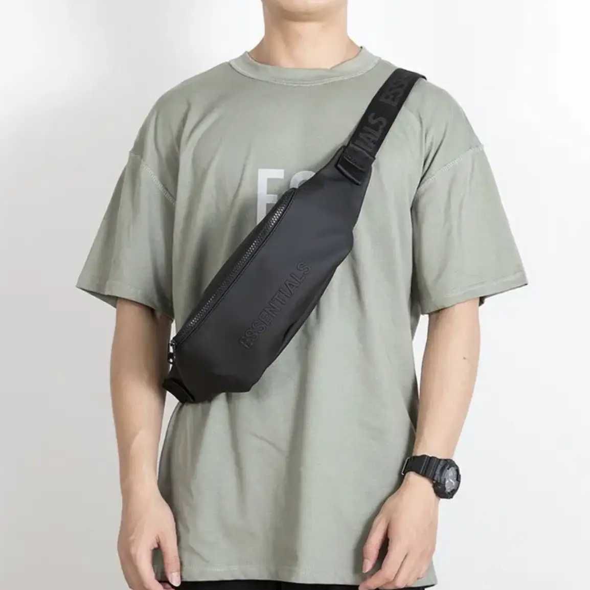 Мужская сумка бананка Essentials Fear of God пояс поясна через плечо