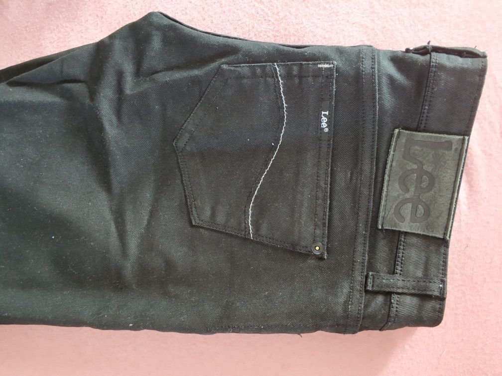Lee woskowane spodnie czarne 30/33