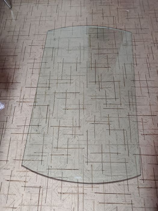 Скляна кришка стола