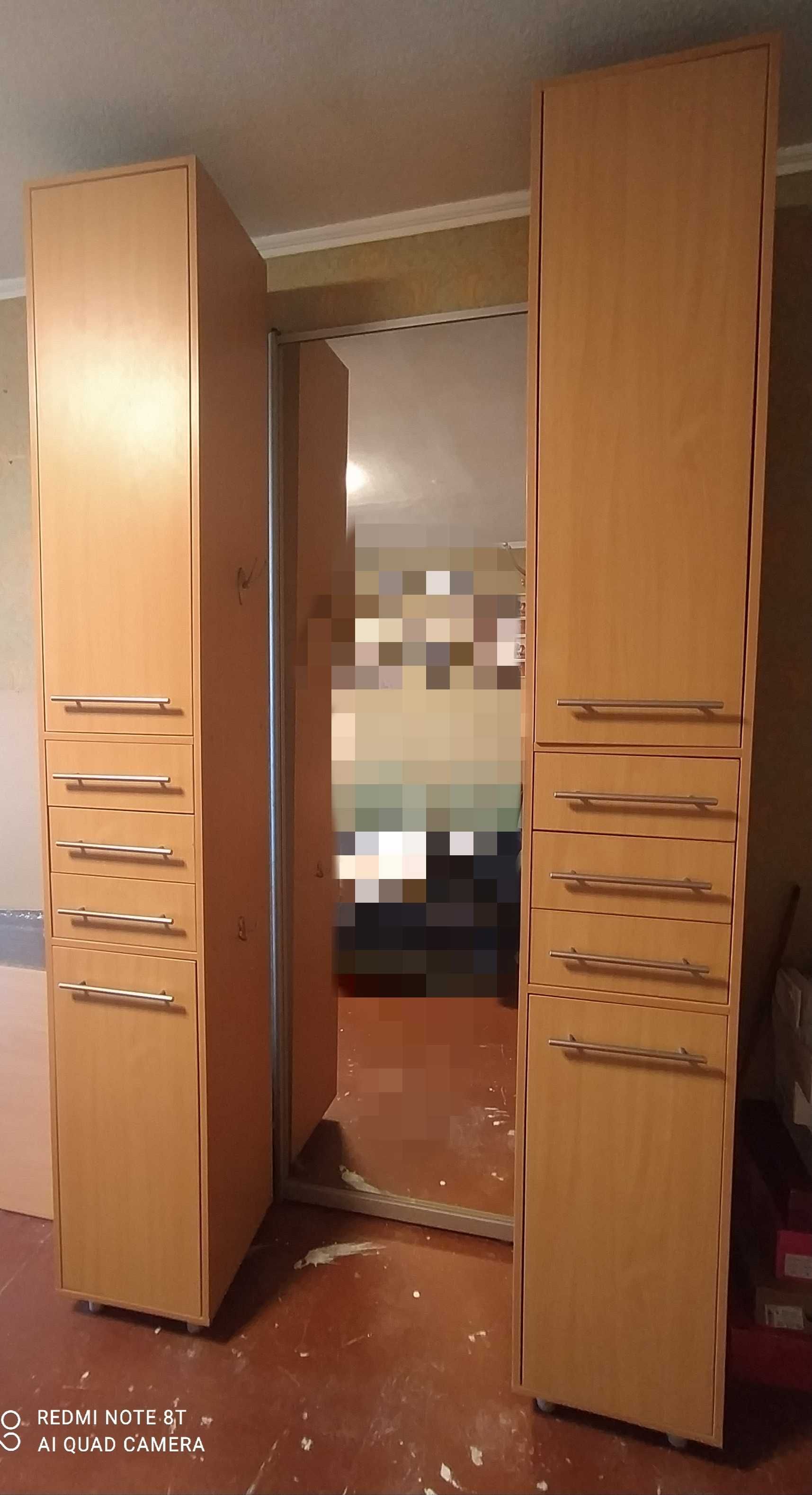 Шкаф для коридору і кімнат