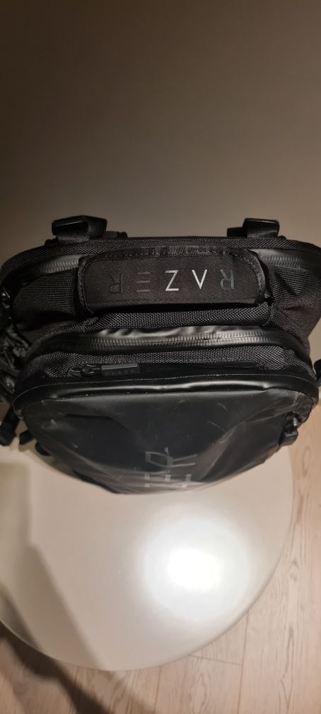 Mochila RAZER Rogue V3 (17'' - Preto)