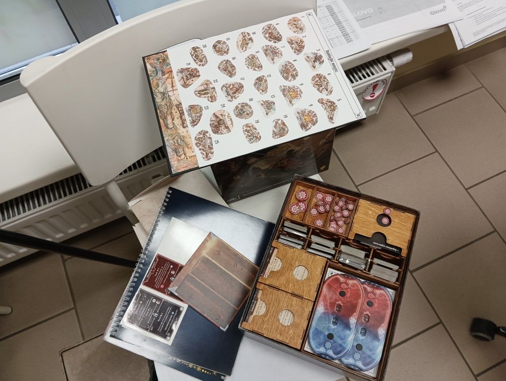 Gloomhaven szczęki lwa + insert drewniany + naklejki