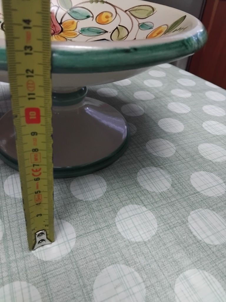 Taça e prato pintado muito bonito