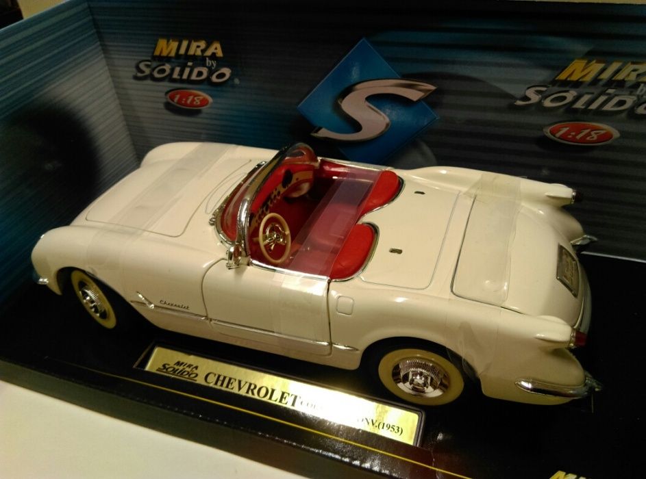 model Chevrolet Corvette C1 1953 piękny skala 1:18