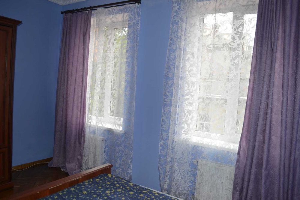 Окрема кімната для хлопця в  цетрі