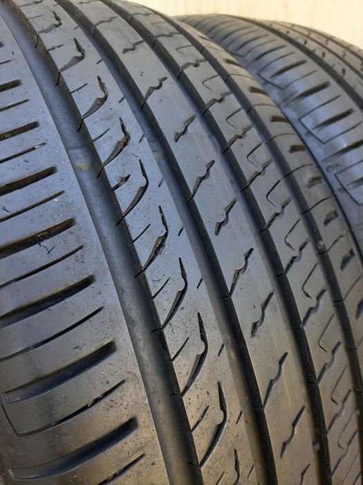 2x Opony letnie 215/50R18 Barum Bravuris 5 XL / 8mm Jak Nowe