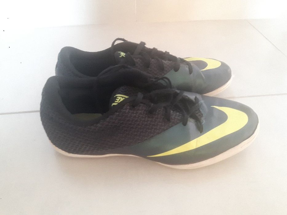 Buty halowe NIKE Fabrique 38.5 24cm