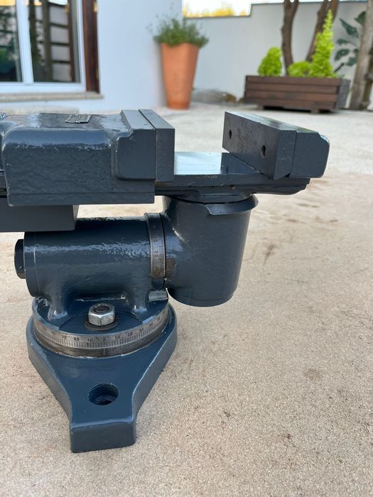 Material de metalomecânica, buchas, pontos e máquina de furar cone MK3