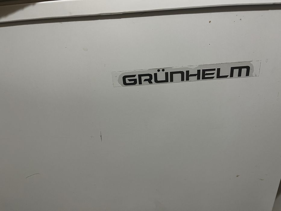 Морозильна камера Grunhelm