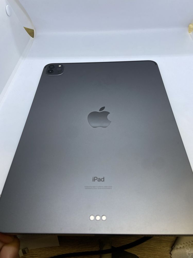 Запчастини iPad Pro 11 4Gen 2020 space