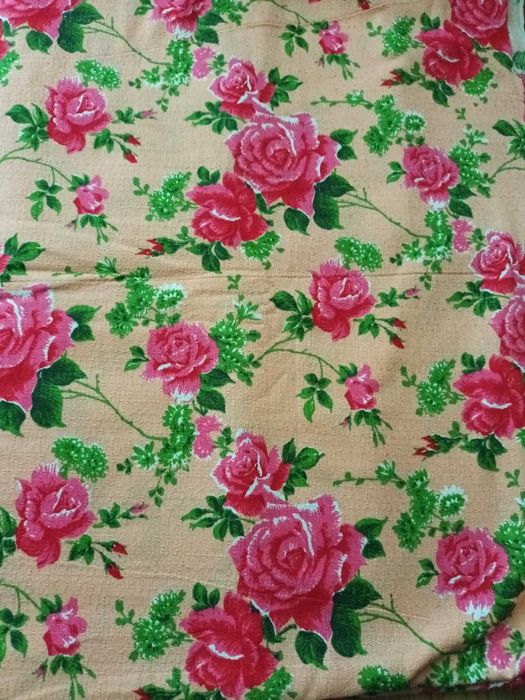 Отрезы тканей из домашнего шкафа