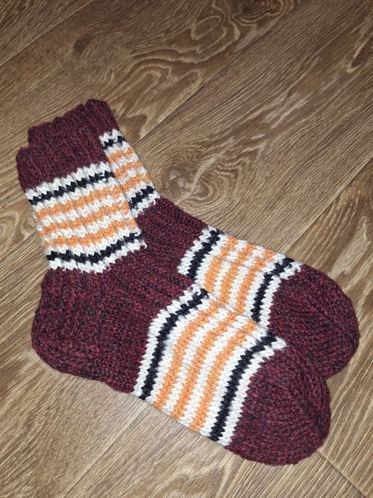 Мужские вязанные носочки.