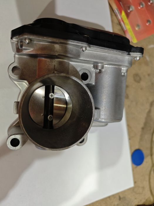 Nowa oryginalna przepustnica Renault 1.2 16v D4F Clio dacia thalia