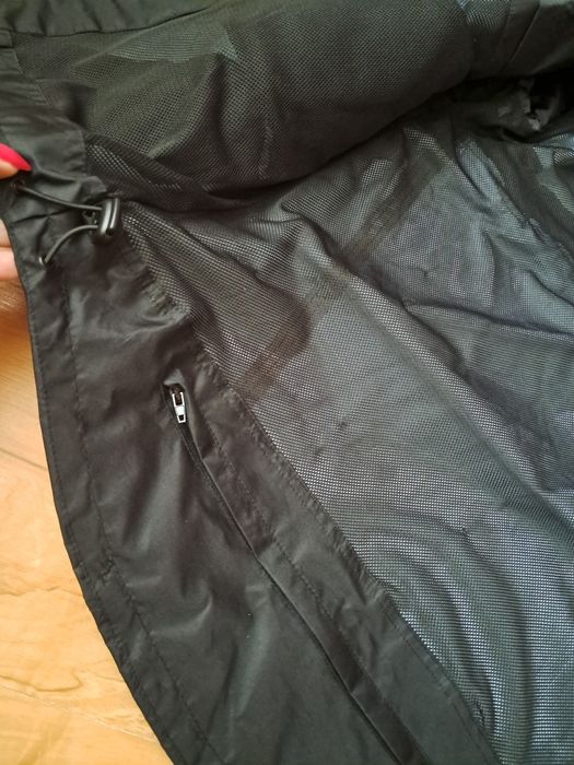 Przeciwdeszczowa kurtka wiatrówka oddychająca dr Challoners