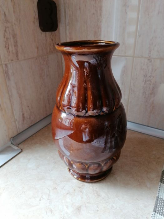 Wazon Pruszków PRL duży brązowy