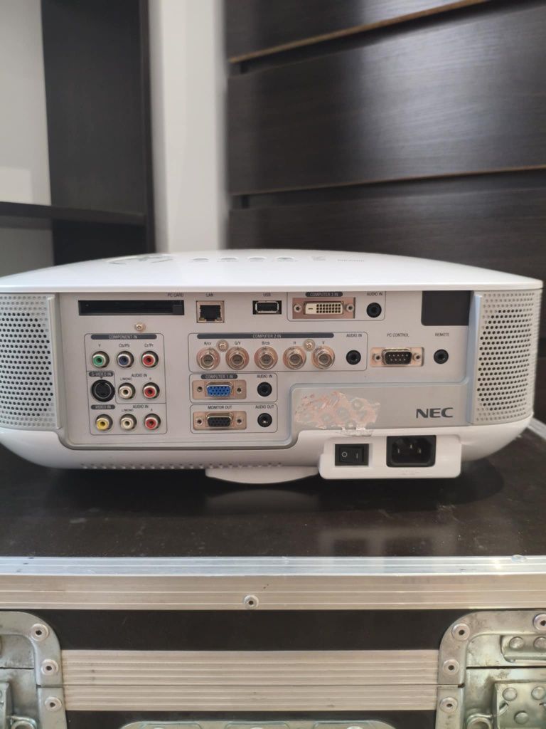 Projektor NEC NP2000/NP1000