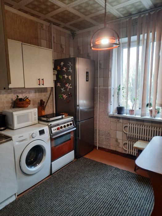 Продаж трикімнатна квартира на мкрн. Східний біля Абсолюту