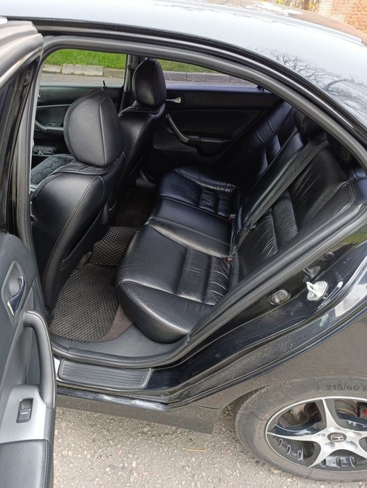 Хонда аккорд 7 - обмен на бус!