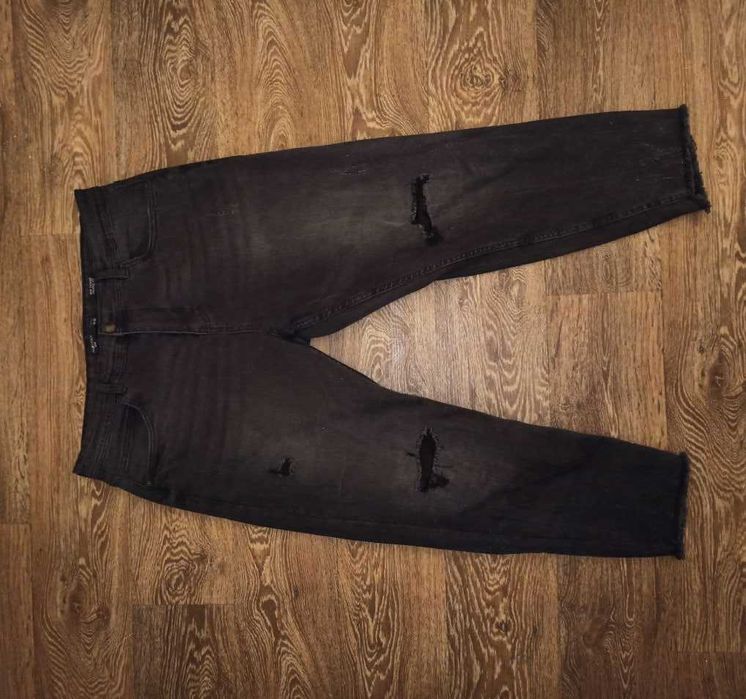 Чоловічі джинси .