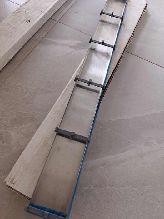 2x Karmat Duo ruszt do wklejenia płytek / satynowy płaski 70cm