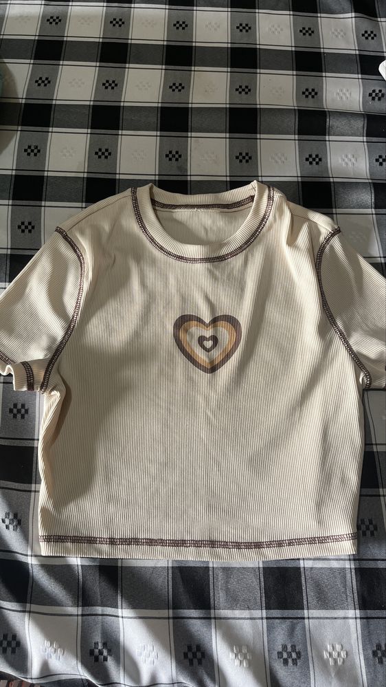 Top com manga da Shein