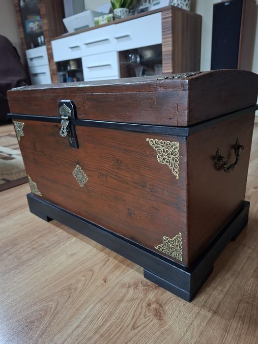 Skrzynia drewniana kufer antyczny