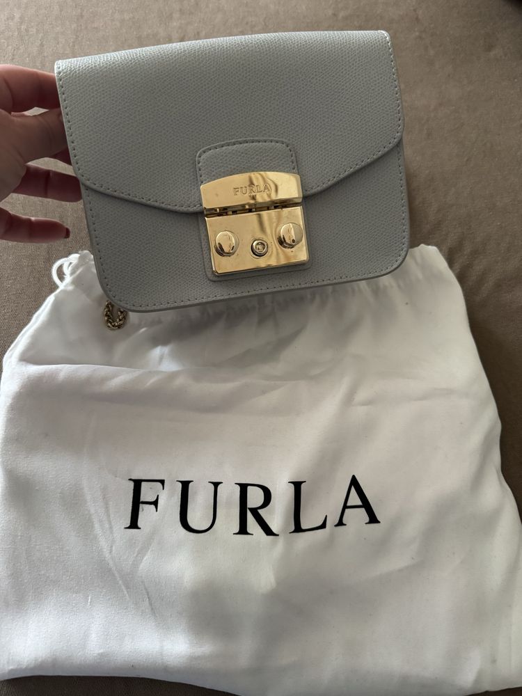 Furla оригінал 21см на 19 см