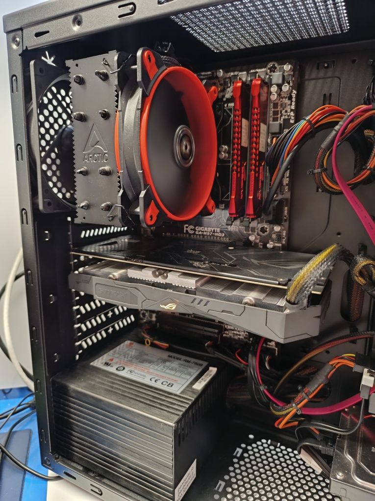 Computador Gaming Intel ® Core ™i5 + Strix GTX 1050TI + 4GB