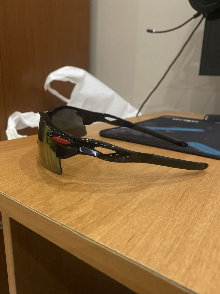 очки солнцезащитные велосипедные Oakley