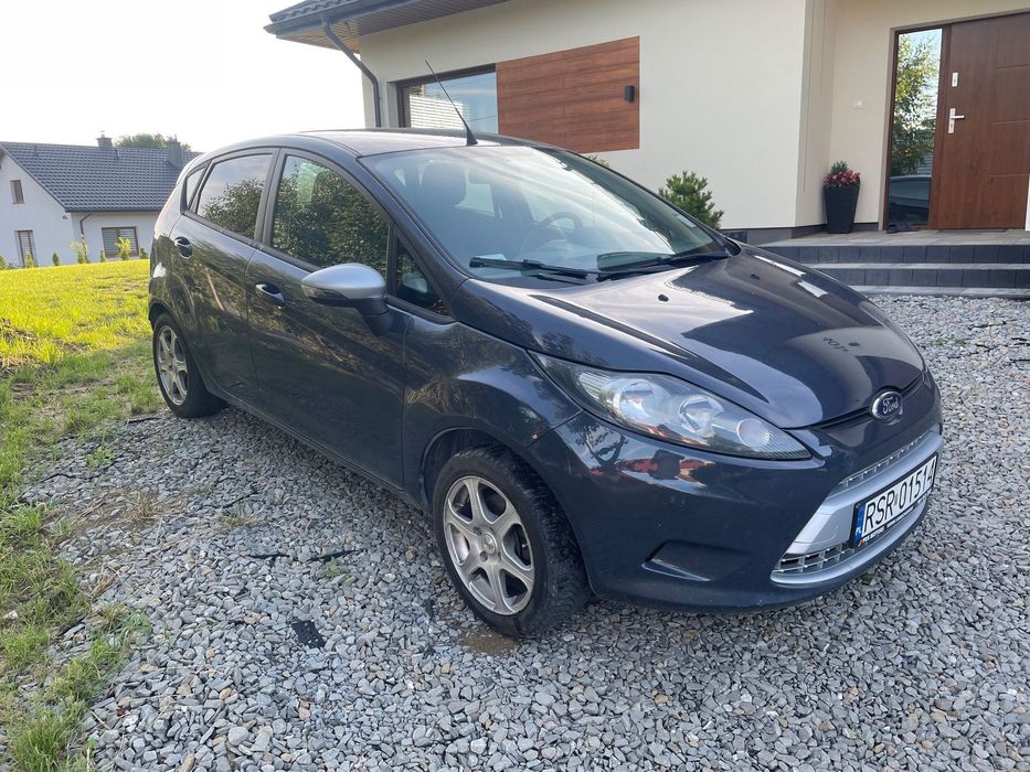 Ford Fiesta Ford fiesta MK7 2011 drugi właściciel Rzeszów