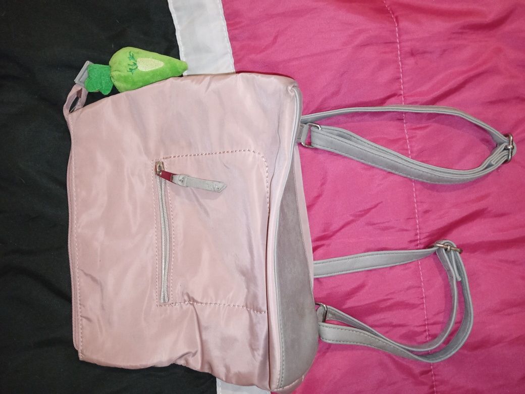 Mochila rosa ...