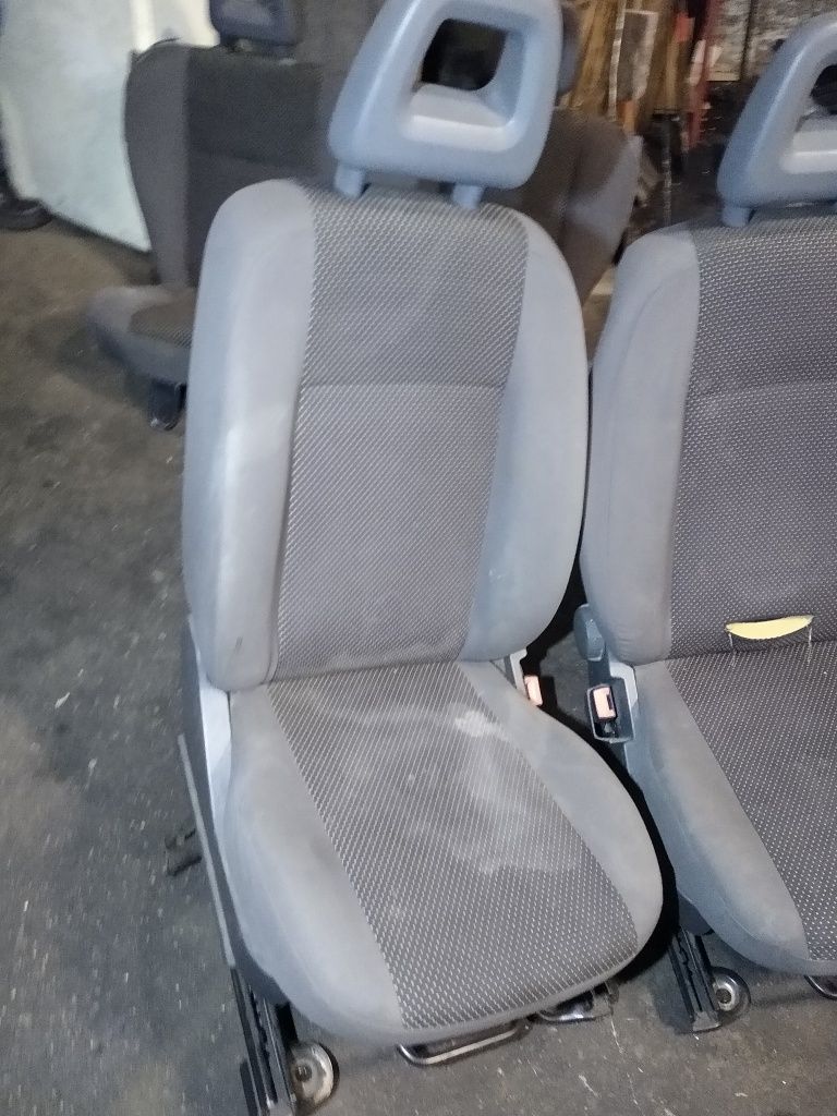 Fotele siedzenia dywan pasy przekładka Fiat panda 03- komplet