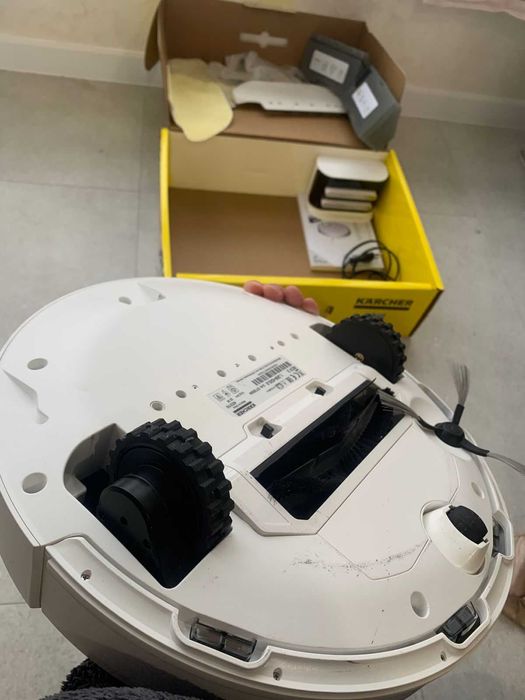 Робот пилесос Kercher RCV-3