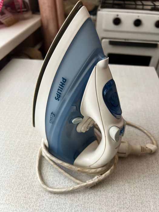 Праска Philips Elance 2Steam Careeza