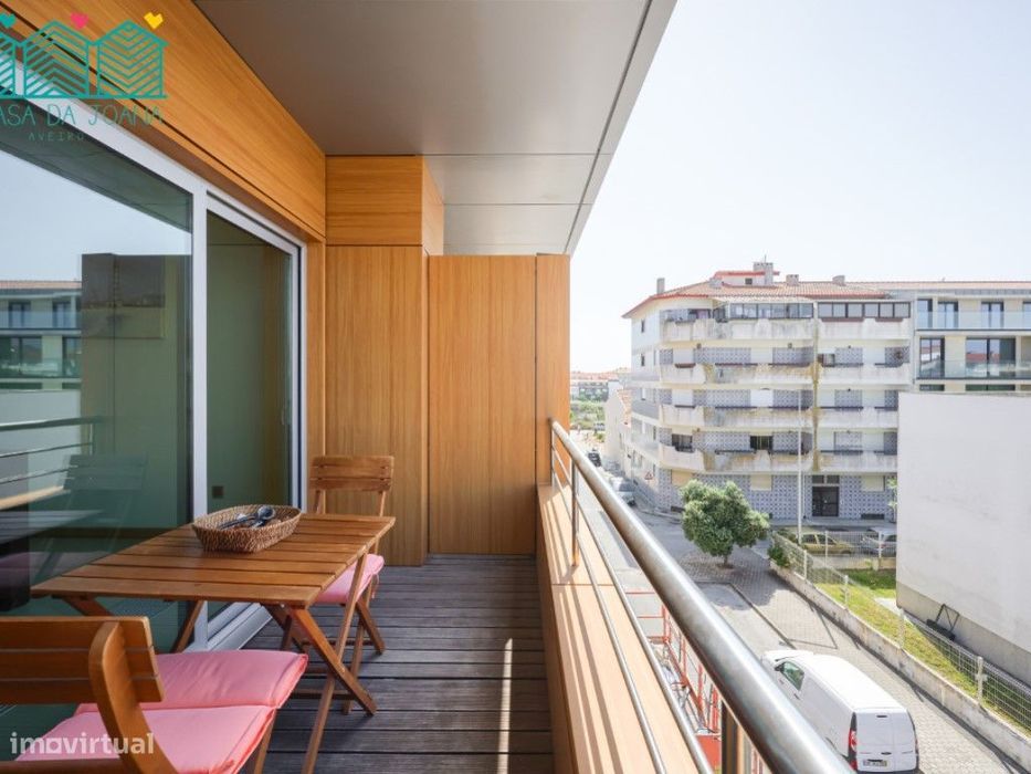 Apartamento T2 com Lugar de Garagem na Praia da Barra