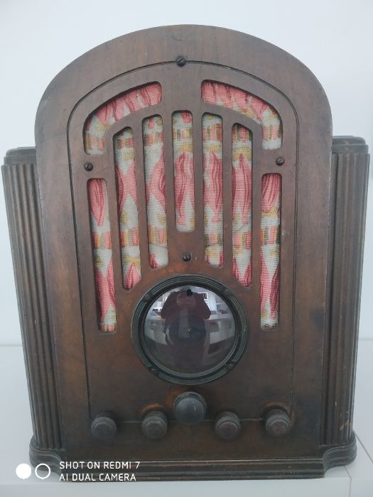 Rádio vintage capela, atualizado com modulo MP3 Bluetooth USB