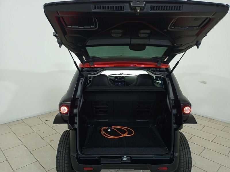Wynajem Microcar elektryczny Aixam e-Scouty dla 14latka kat AM L6E