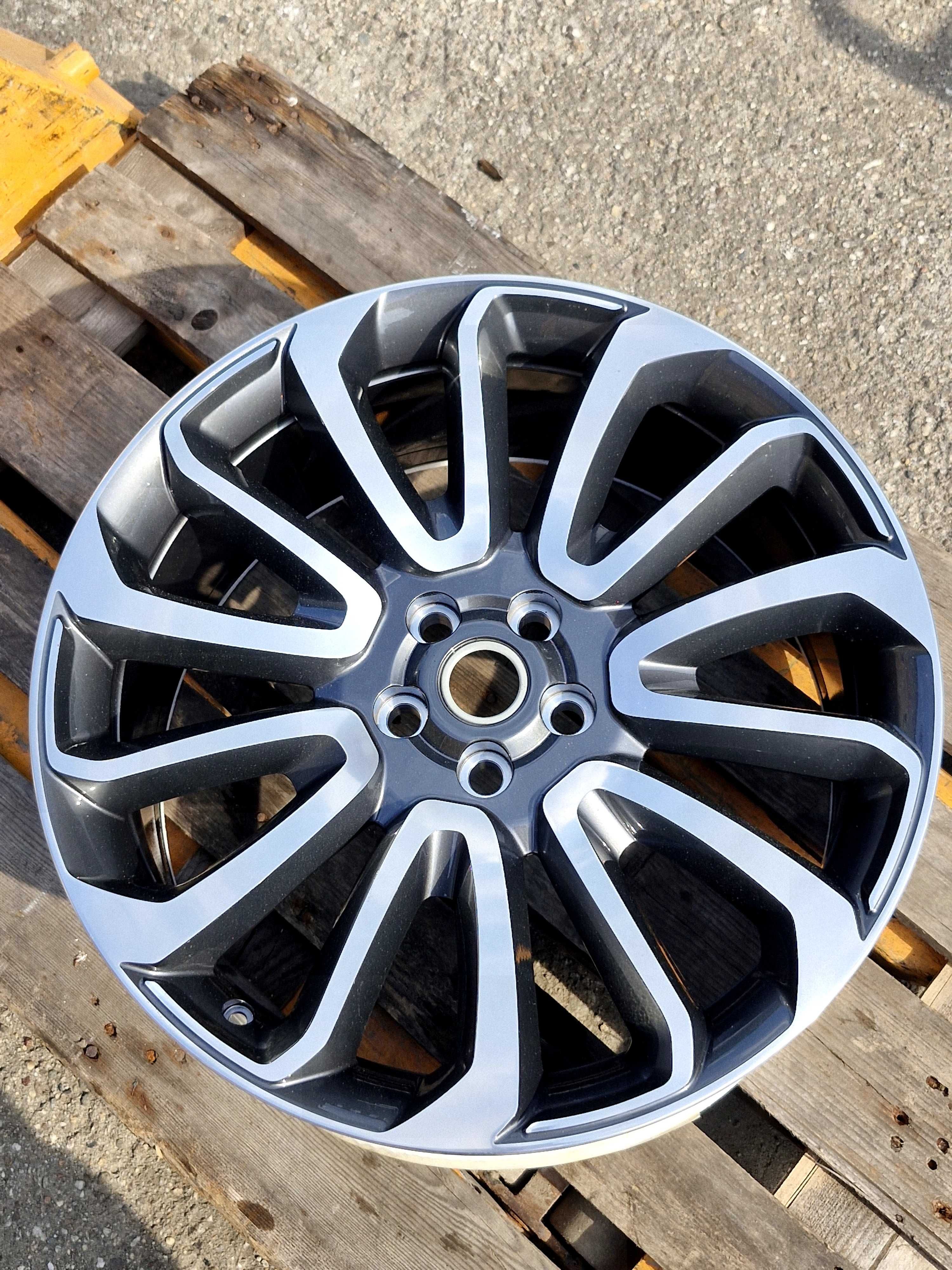 Felga pojedyncza RangeRover Vogue 5x120 r22 9.5j GK5M-1007.BA