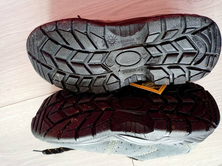 Buty robocze NOWE firmy Urgent,  rozmiar 36 i 2x 38r