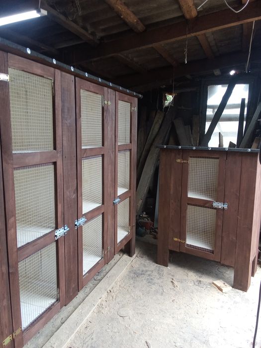 Kurniki , gołębniki i klatki dla królików