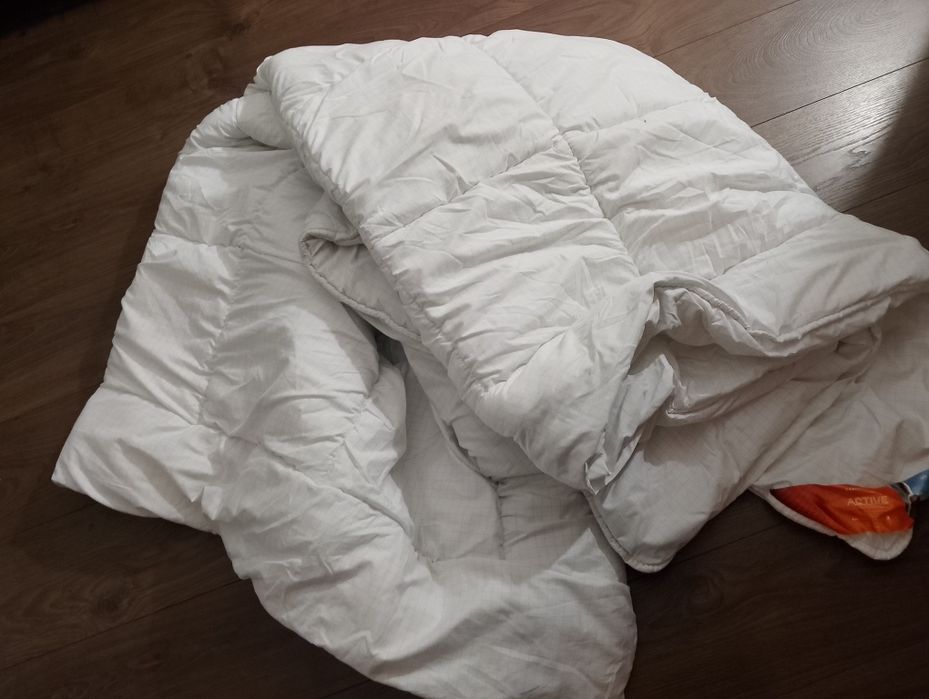 Kołdra całoroczna 200 X 220