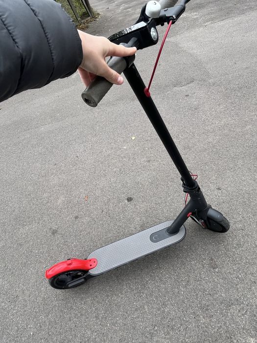 Срочно Xiaomi Mi 365 Electric Scooter